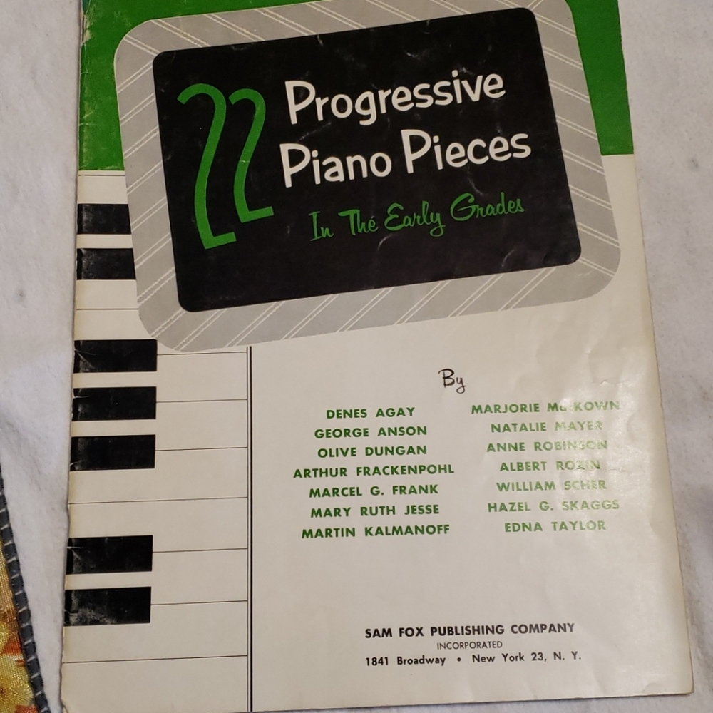 Vintage 22 Progressive Piano Pieces Book 1962 - Picture 1 of 6
